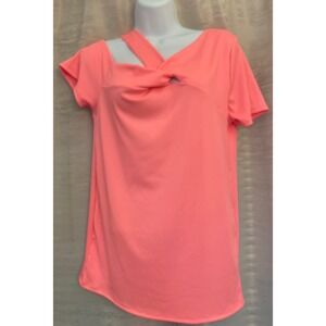 BiBi Lola Mae's Boutique Top Knot Cut Out Short Sleeve Blouse Women's‎
